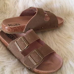 Mudd Sandals
